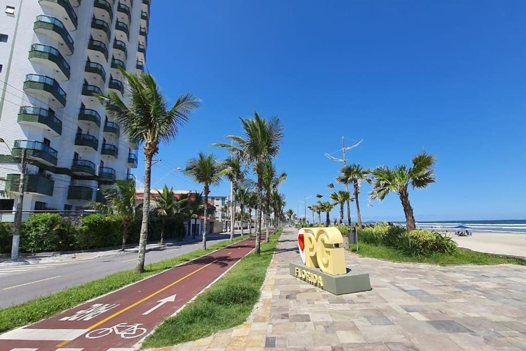 Apartamento Frente Para O Mar 6 Pessoas Com Estacionamento Praia Grande  Exterior foto